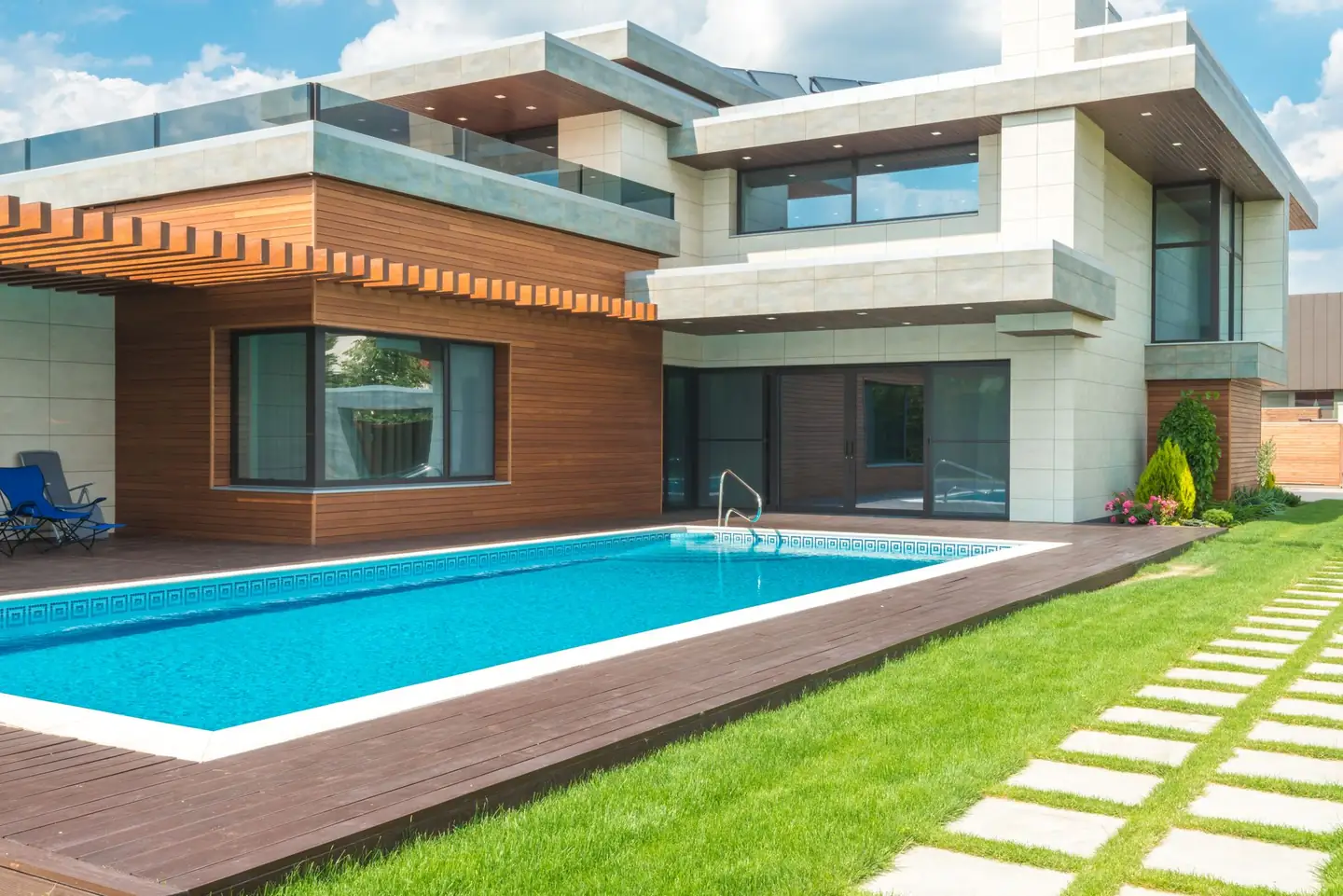Swimming pool built in Middleton Grange, NSW